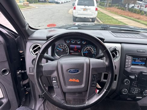 Used 2014 Ford F150 XLT w/ XLT Chrome Package image 9