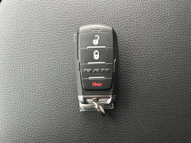 New 2026 RAM 2500 Tradesman AWD/4WD image 31