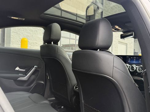 Used 2025 Mercedes-Benz CLA 250 4MATIC image 46