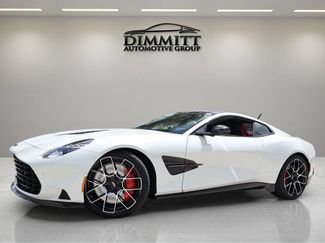Used 2025 Aston Martin Vanquish RWD video 1