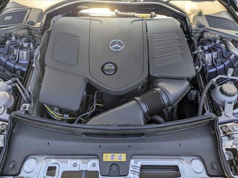 New 2025 Mercedes-Benz C 300 4MATIC Sedan image 15