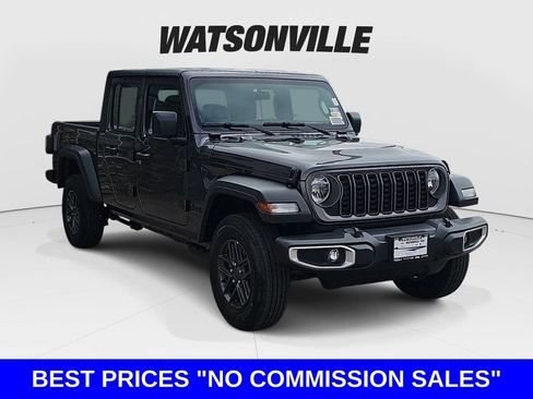 New 2026 Jeep Gladiator Sport AWD/4WD image 1