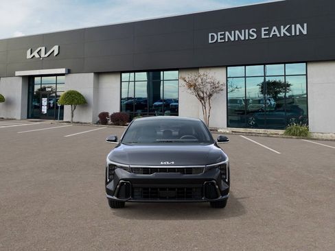 New 2025 Kia K4 GT-Line image 2
