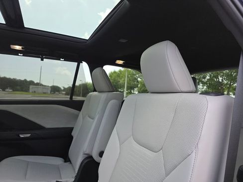 Used 2025 Lexus TX 350 FWD w/ Technology Package image 19