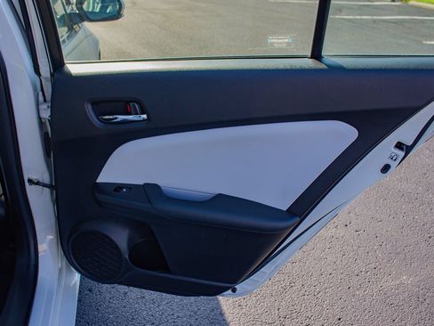 Used 2016 Toyota Prius Four FWD image 18
