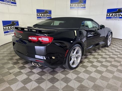Used 2024 Chevrolet Camaro LT RWD image 13
