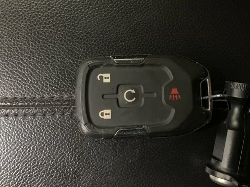 Used 2022 GMC Terrain SLE w/ Driver Convenience Package AWD/4WD image 16