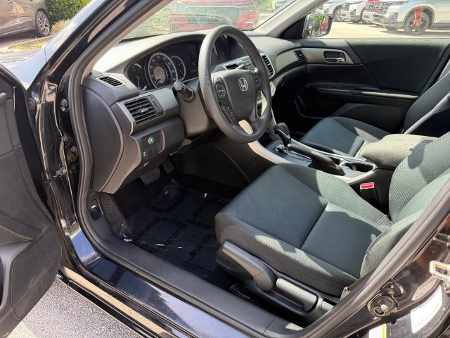 Used 2015 Honda Accord LX image 19