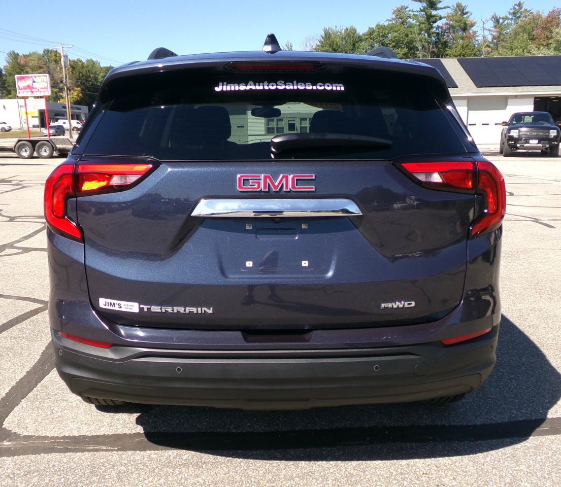 Used 2018 GMC Terrain SLE w/ Driver Convenience Package AWD/4WD image 8