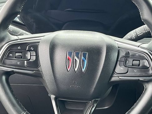 Used 2025 Buick Envista Sport Touring FWD image 26