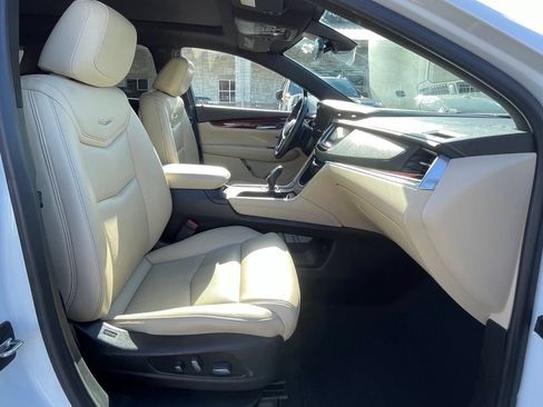 Used 2019 Cadillac XT5 Luxury FWD image 29