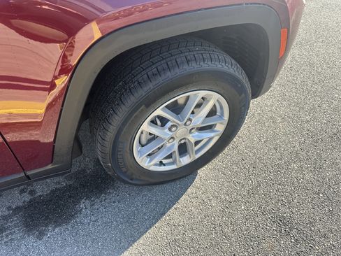 New 2025 Jeep Grand Cherokee L Laredo w/ Luxury Tech Group I image 31