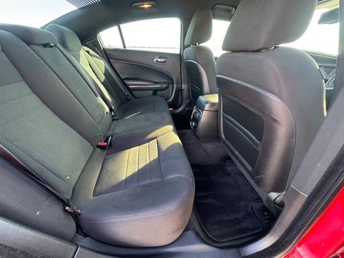 Used 2012 Dodge Charger SE w/ Connectivity Group image 16