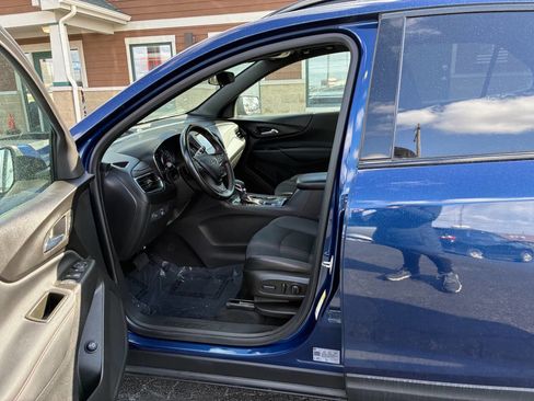 Used 2023 Chevrolet Equinox RS image 8