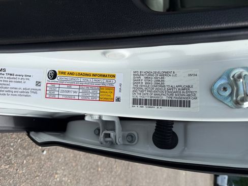 Certified 2024 Honda Accord EX image 39