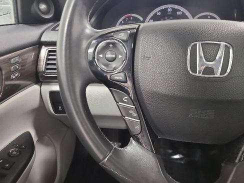 Used 2016 Honda Accord EX-L image 27