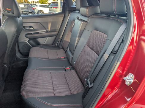 Used 2025 Nissan Kicks SR w/ SR Premium Package FWD image 26