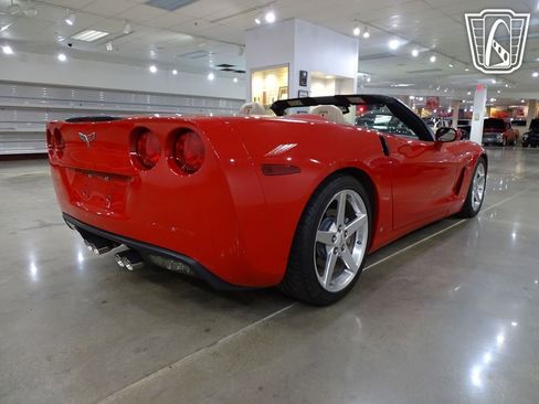 Used 2006 Chevrolet Corvette Convertible w/ Preferred Equipment Group image 16