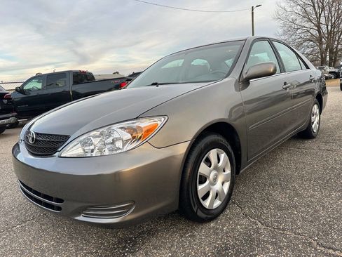 Used 2002 Toyota Camry LE image 8