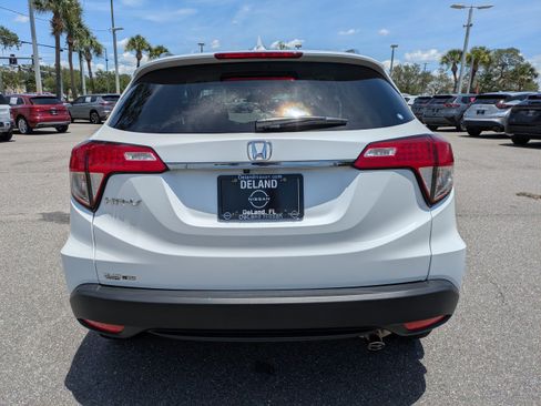 Used 2022 Honda HR-V EX image 5