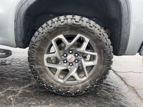 Used 2024 GMC Sierra 1500 SLT w/ SLT Premium Plus Package image 7