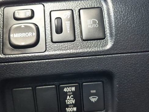 Used 2020 Toyota 4Runner TRD Off-Road Premium image 24