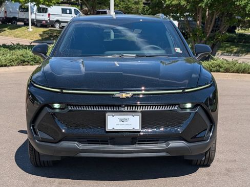 Used 2026 Chevrolet Equinox EV LT AWD/4WD image 9