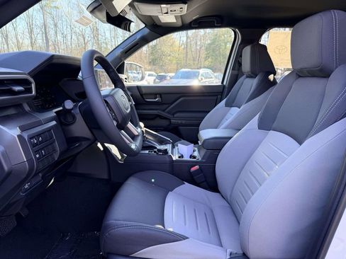 New 2026 Toyota Tacoma TRD Off-Road image 17