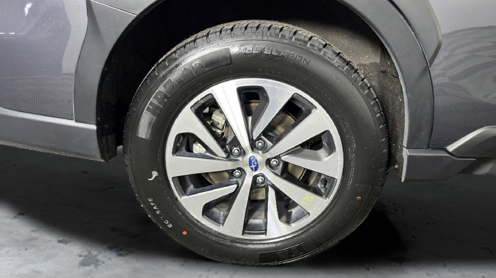 Used 2024 Subaru Outback Premium AWD/4WD image 8