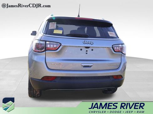 Used 2022 Jeep Compass Limited AWD/4WD image 20