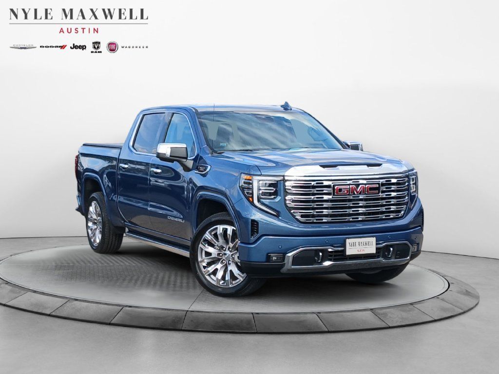 Used 2026 GMC Sierra 1500 Denali w/ Denali Reserve Package AWD/4WD image 2