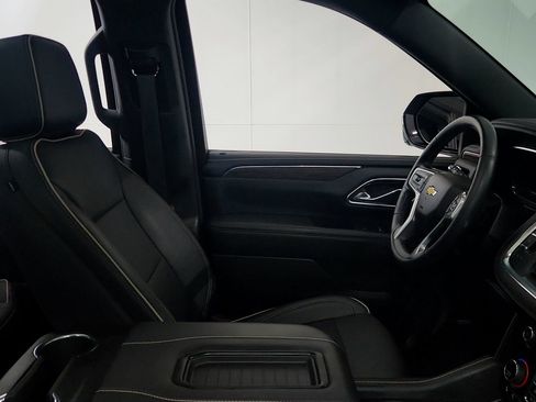 Used 2023 Chevrolet Tahoe Premier AWD/4WD image 30