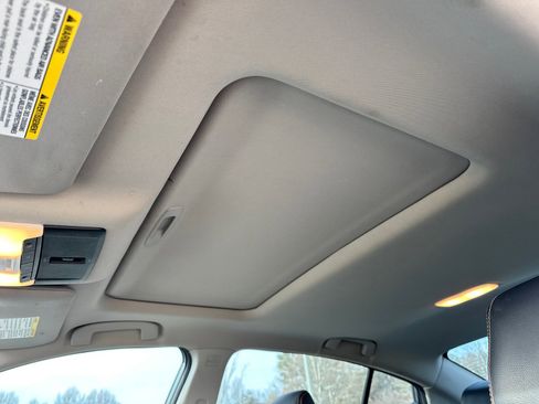 Used 2022 Nissan Altima 2.5 SR w/ Midnight Edition Package image 32