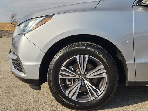 Used 2017 Acura MDX SH-AWD image 9