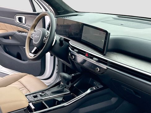 New 2025 Kia Sorento SX Prestige w/ Olive Brown Leather Package image 5