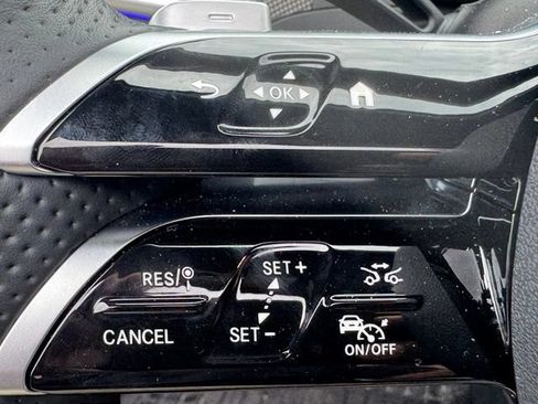 Used 2024 Mercedes-Benz CLE 450 4MATIC Cabriolet image 5