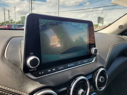 Used 2022 Nissan Sentra SV w/ All-Weather Package FWD image 14