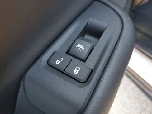 New 2026 Jeep Grand Cherokee Laredo image 16