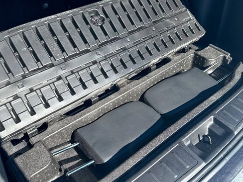 Used 2022 Mitsubishi Outlander SE image 14