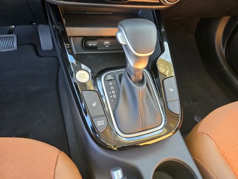 Certified 2025 Kia Soul EX image 22