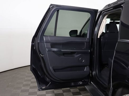 Used 2024 Ford Expedition Max XLT image 23