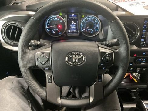 Used 2023 Toyota Tacoma Limited AWD/4WD image 13