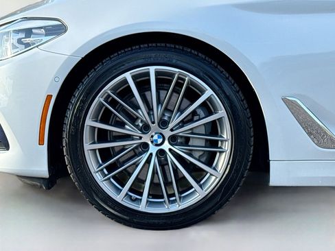 Used 2019 BMW 540i xDrive w/ Convenience Package image 42