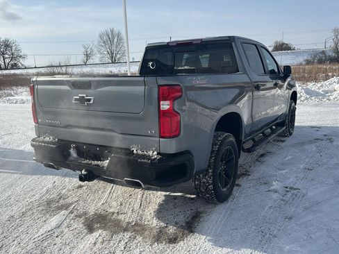 Used 2021 Chevrolet Silverado 1500 LT Trail Boss w/ Convenience Package II image 7