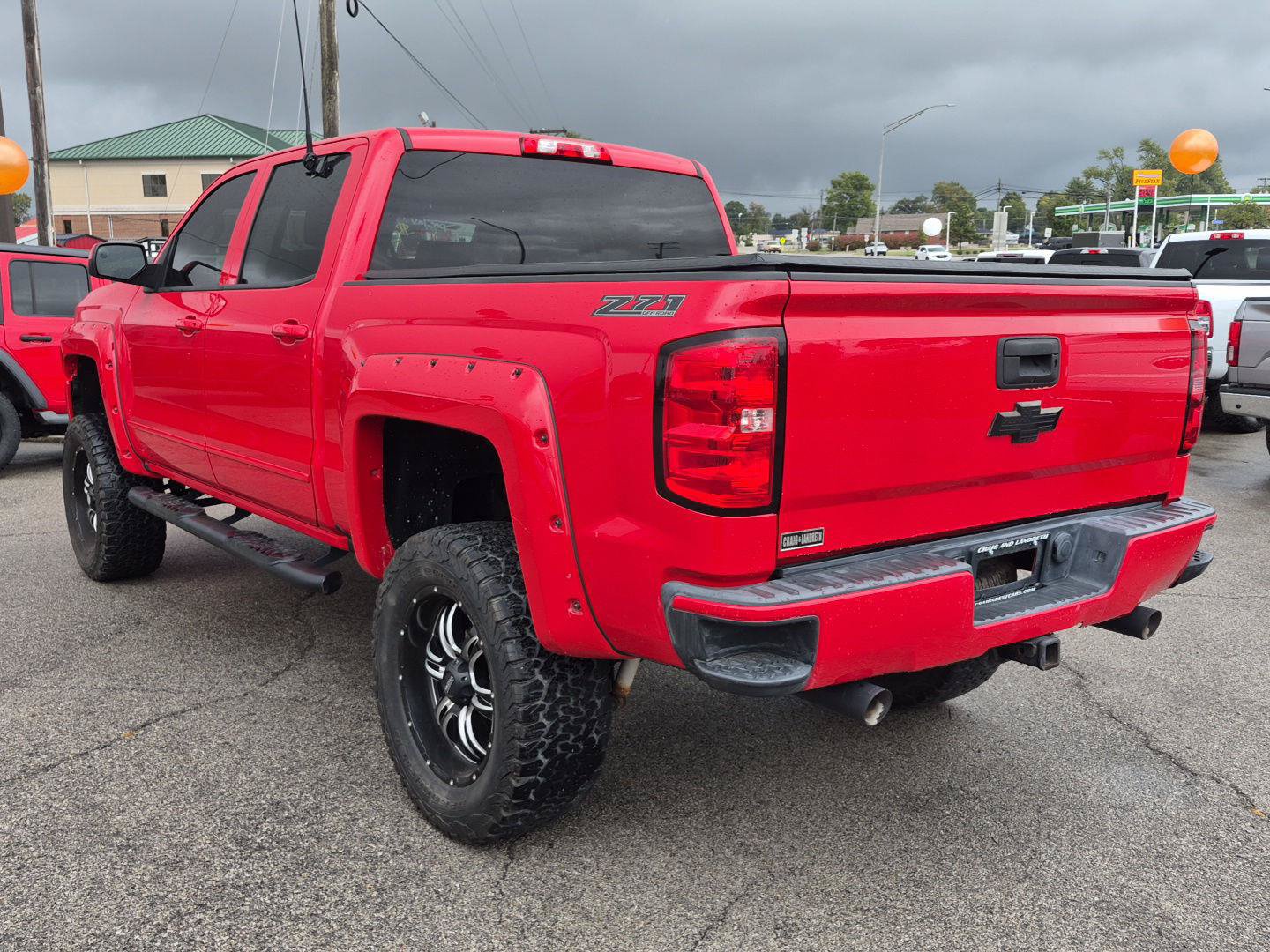 Used 2017 Chevrolet Silverado 1500 LT w/ All Star Edition AWD/4WD image 5