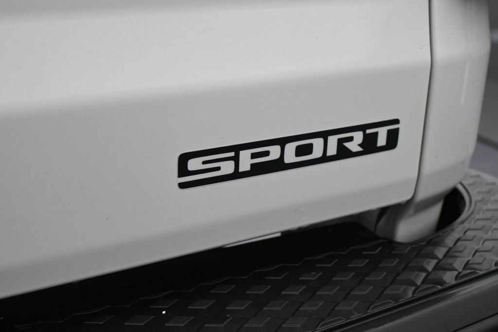 Used 2021 Jeep Gladiator Sport AWD/4WD image 30