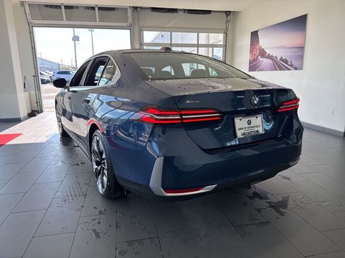 New 2026 BMW 530i xDrive image 6