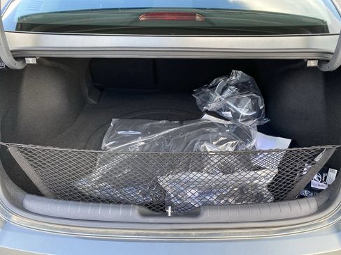 Certified 2025 Hyundai Elantra SEL FWD image 31