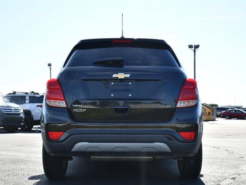 Used 2019 Chevrolet Trax LT w/ LT Convenience Package FWD image 6