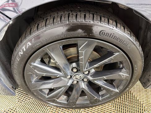 Used 2024 Toyota Corolla SE image 11